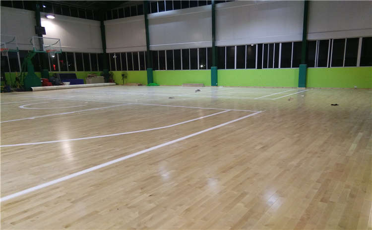 20厚籃球館木地板設計參數(shù)是什么