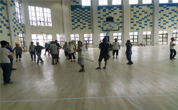 學校排球館木地板批發