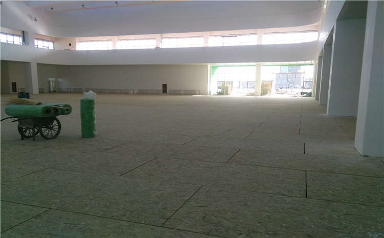 體育館運(yùn)動木地板如何辨別真假？