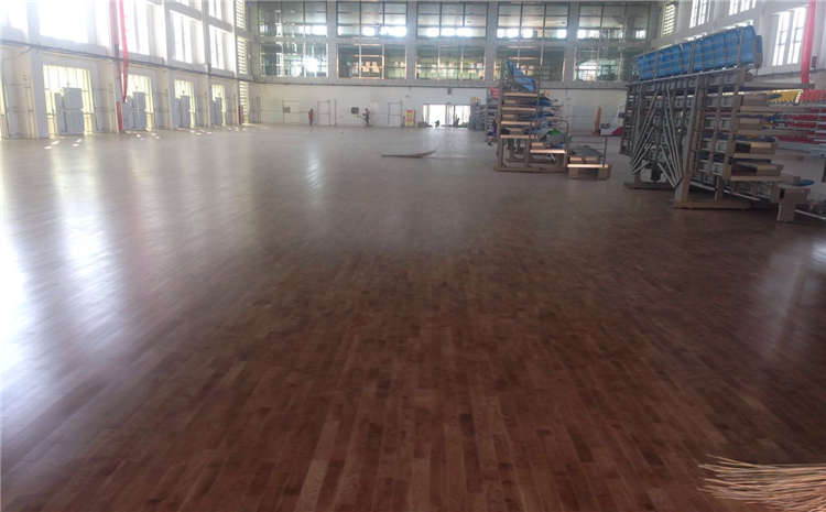 24厚木地板籃球館批發
